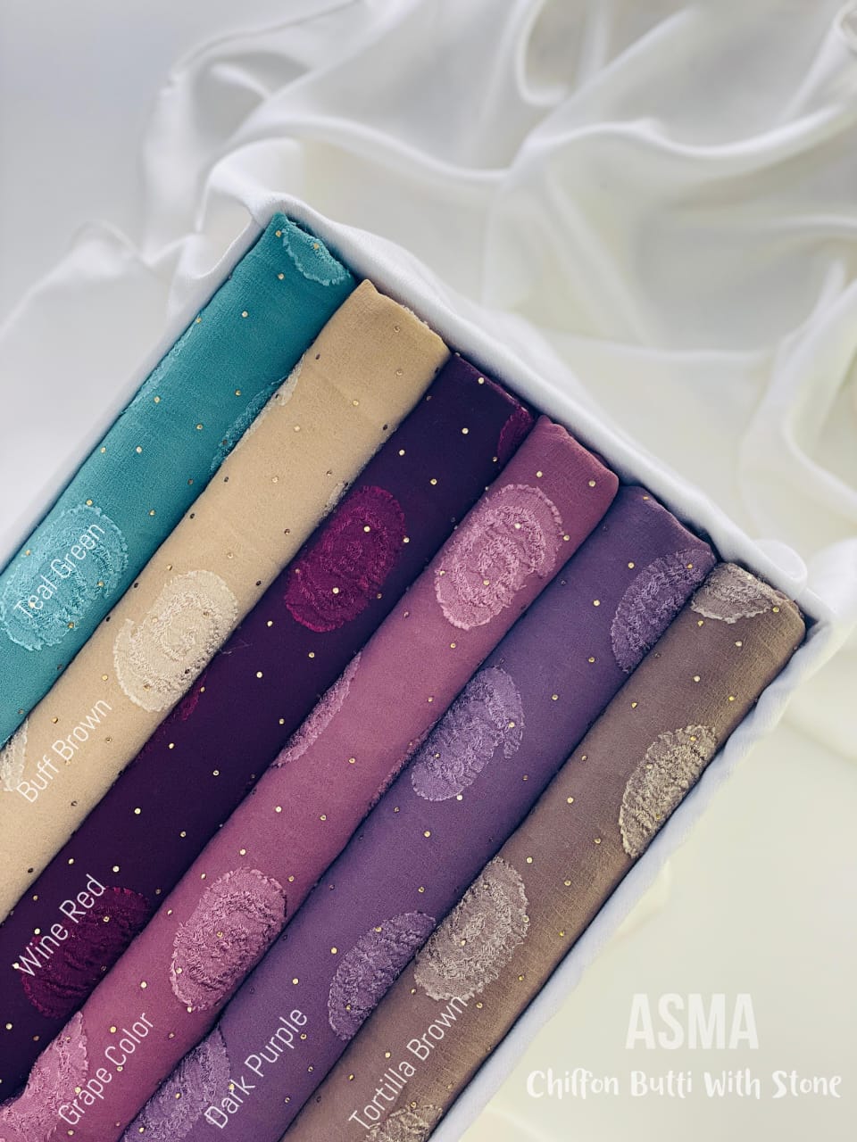 Premium Chiffon Butti With Stones Hijab Premium Chiffon Butti With Stones Hijab