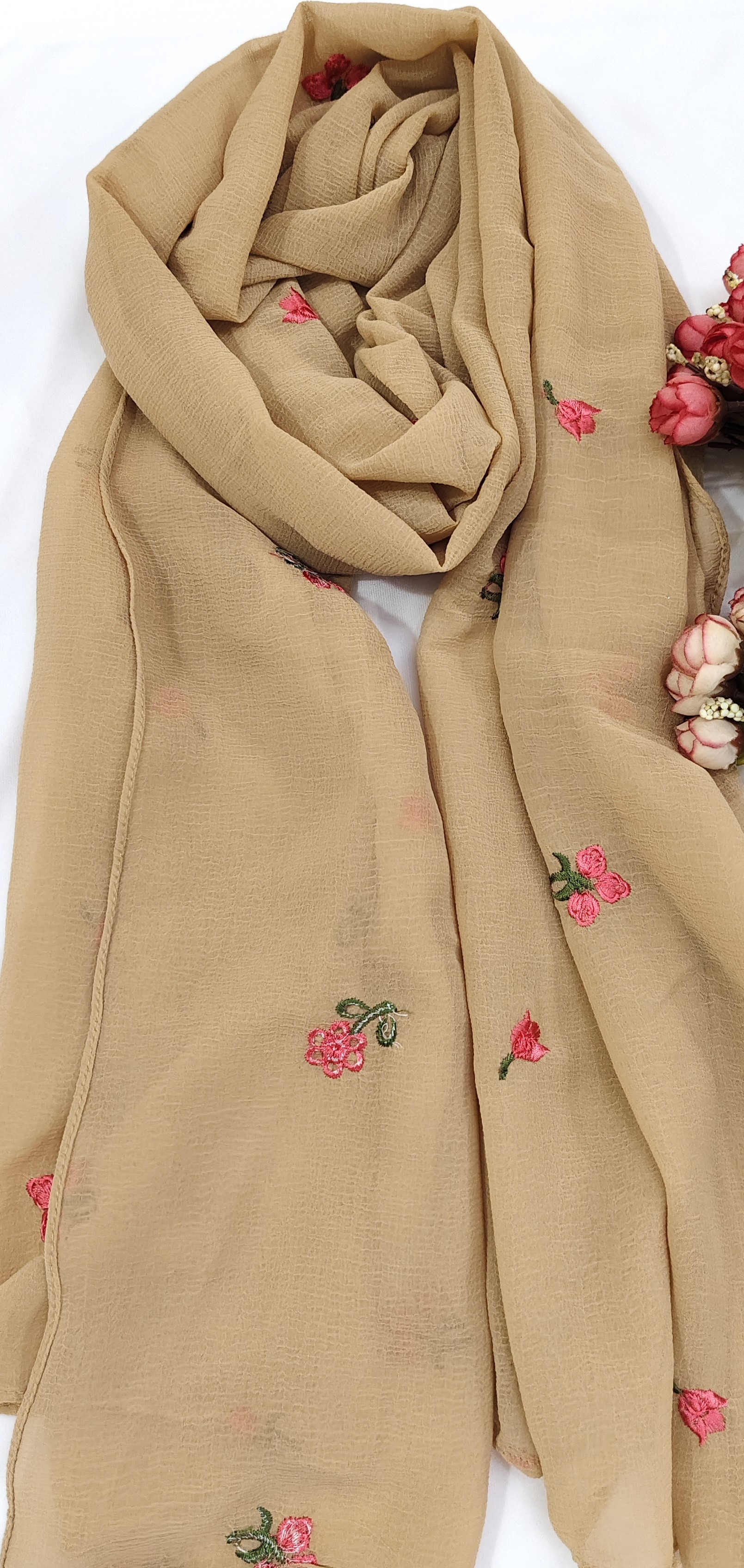 Crinkle Cotton With Flowers Crinkle Cotton With Flowers