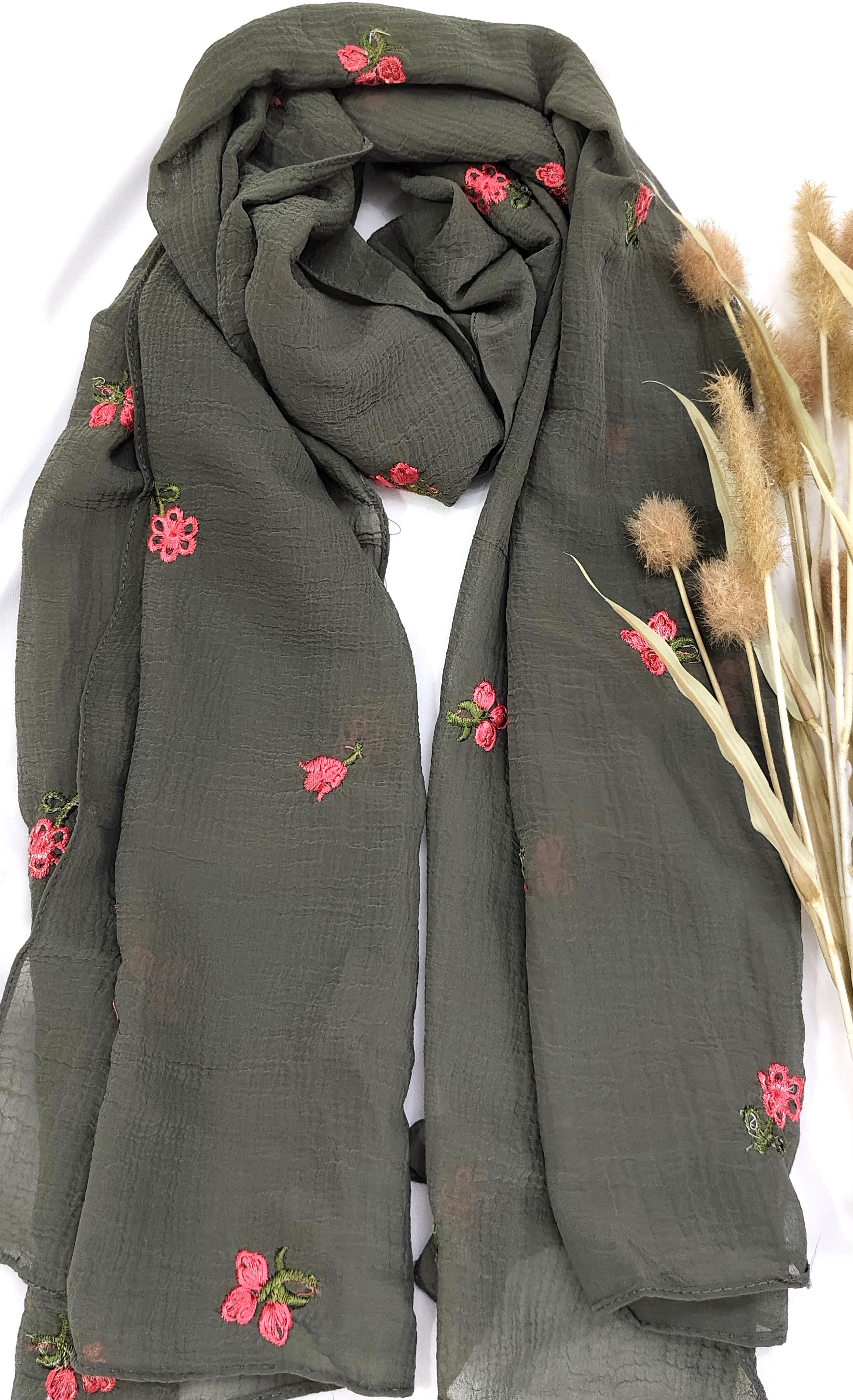 Crinkle Cotton With Flowers Crinkle Cotton With Flowers