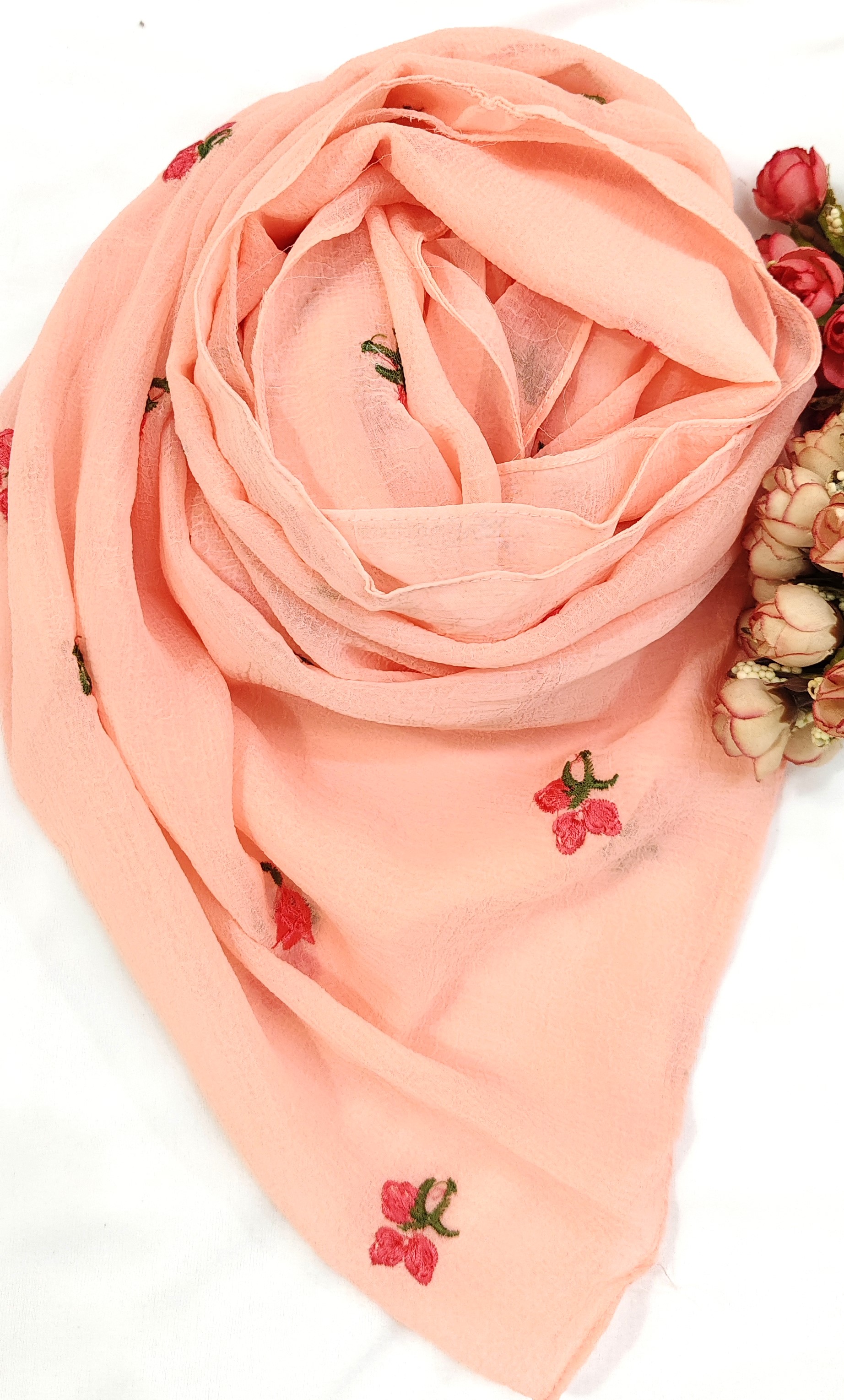 Crinkle Cotton With Flowers Crinkle Cotton With Flowers
