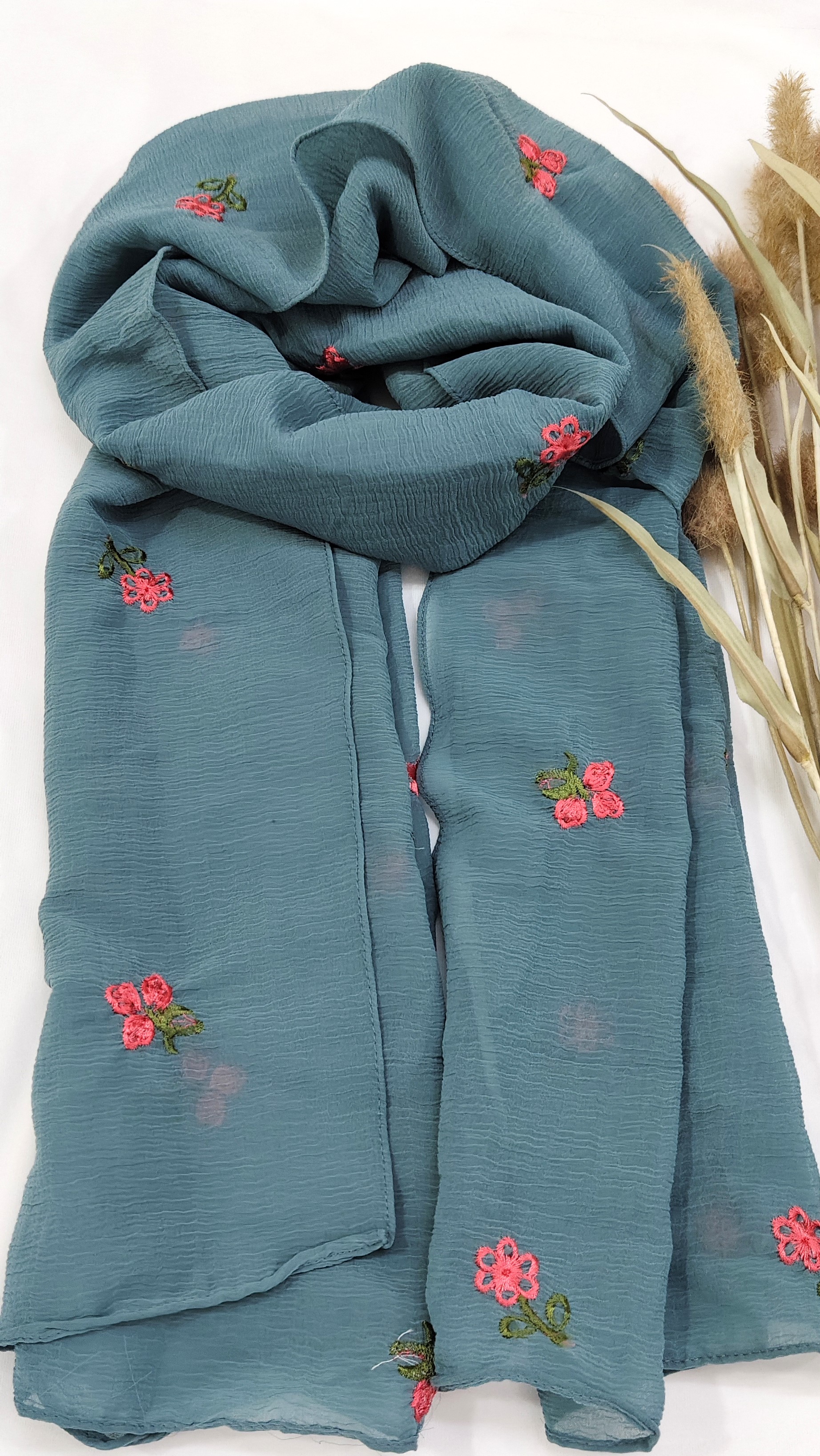 Crinkle Cotton With Flowers Crinkle Cotton With Flowers