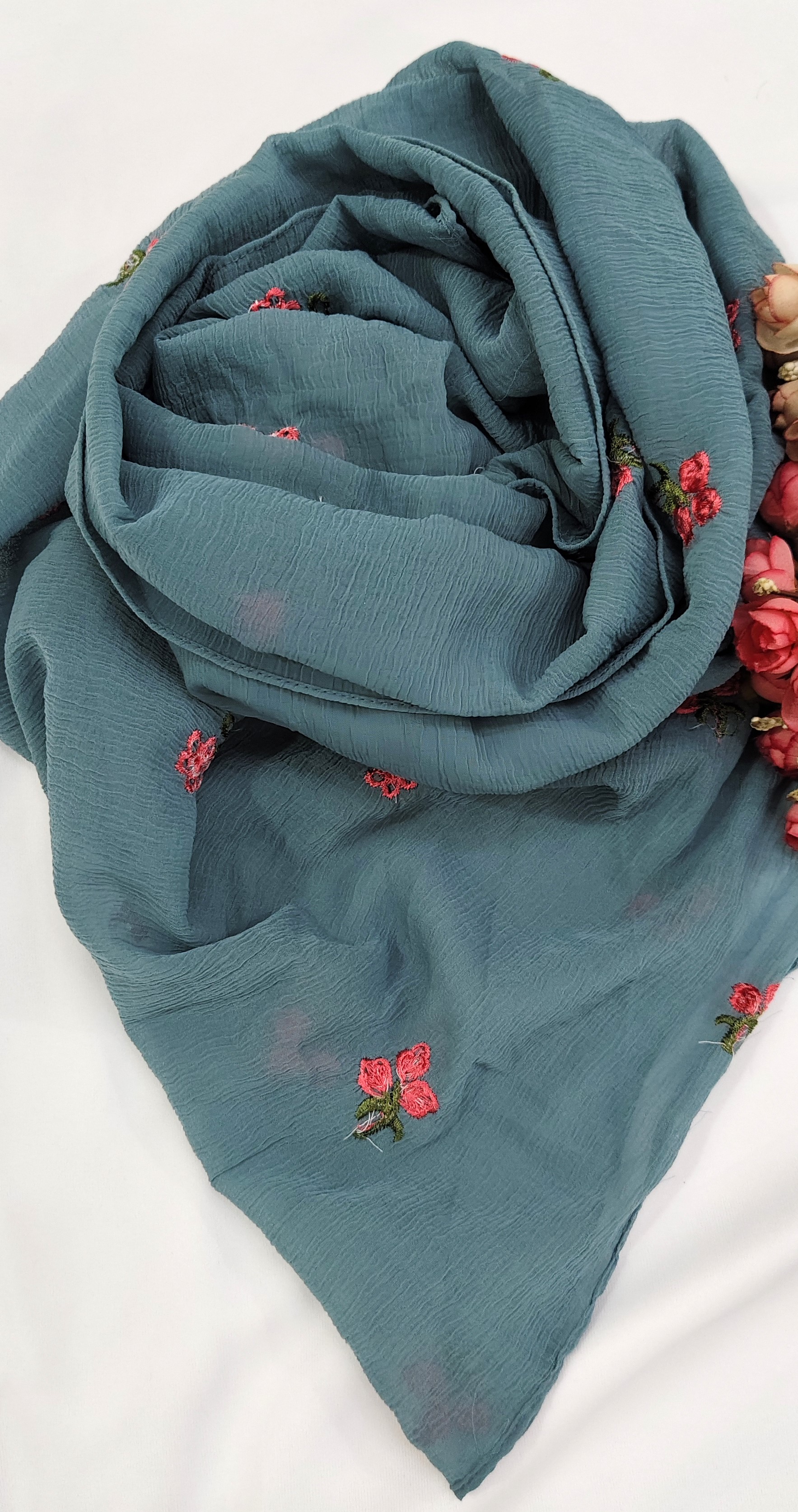 Crinkle Cotton With Flowers Crinkle Cotton With Flowers