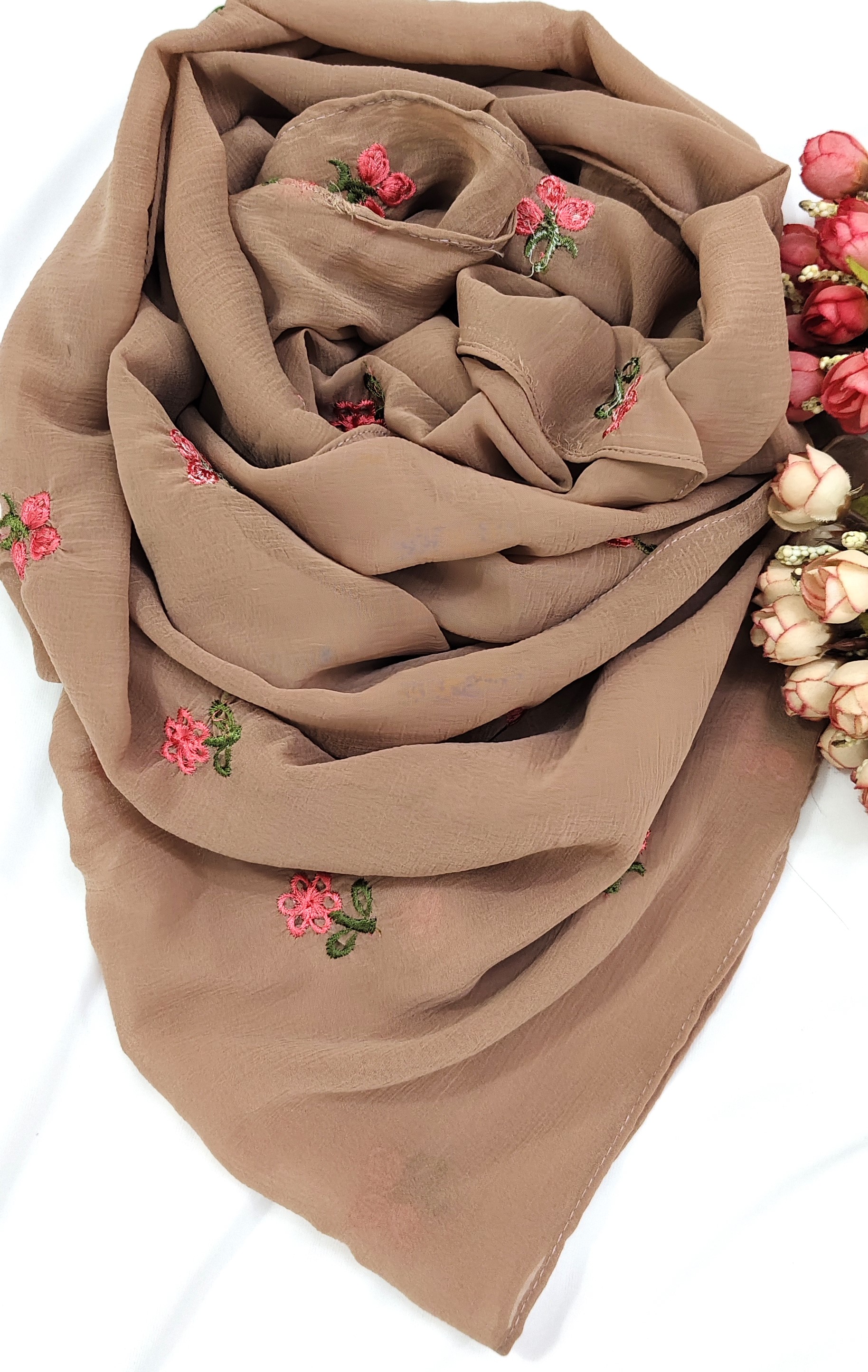 Crinkle Cotton With Flowers Crinkle Cotton With Flowers