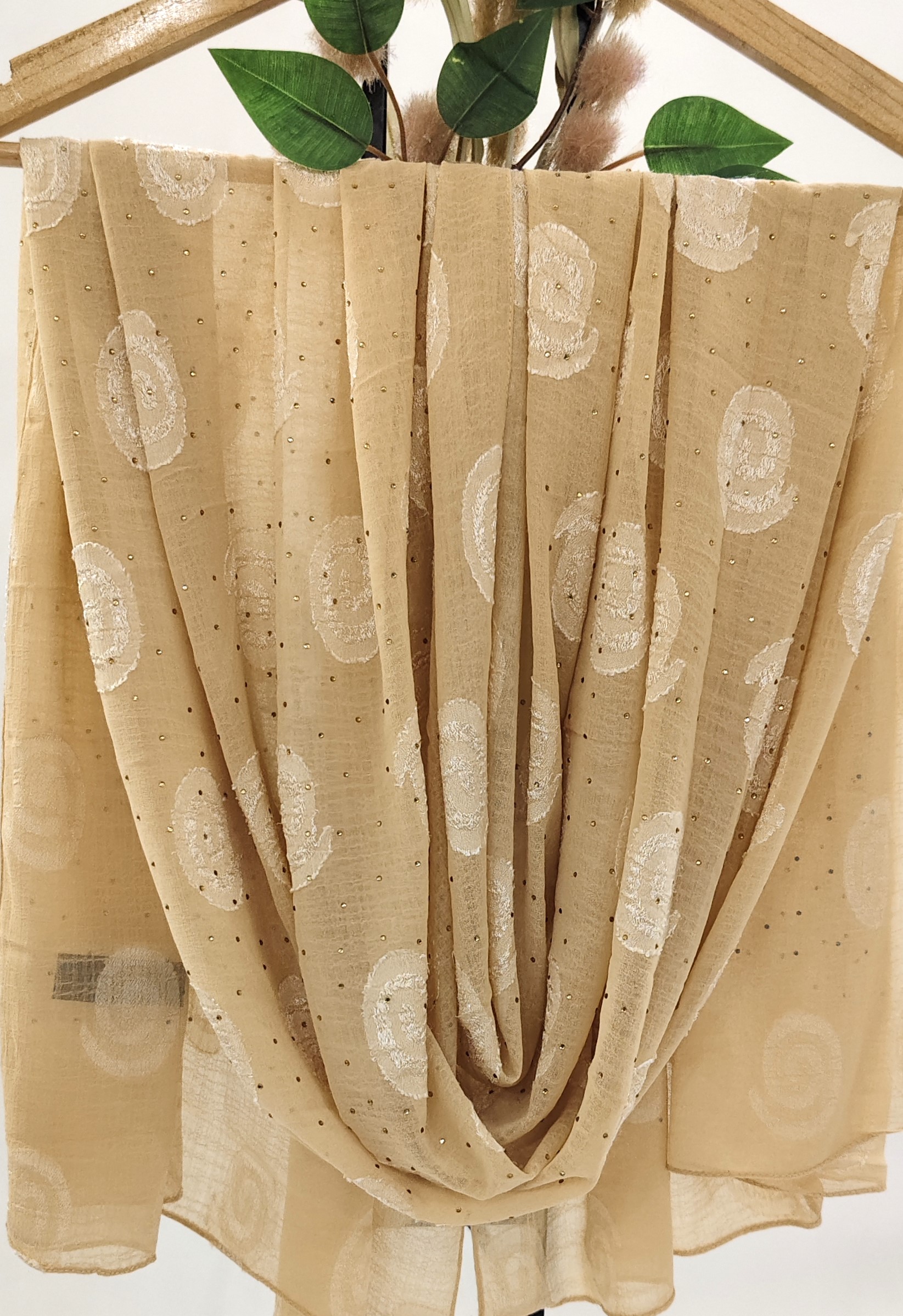 Premium Chiffon Butti With Stones Hijab Premium Chiffon Butti With Stones Hijab