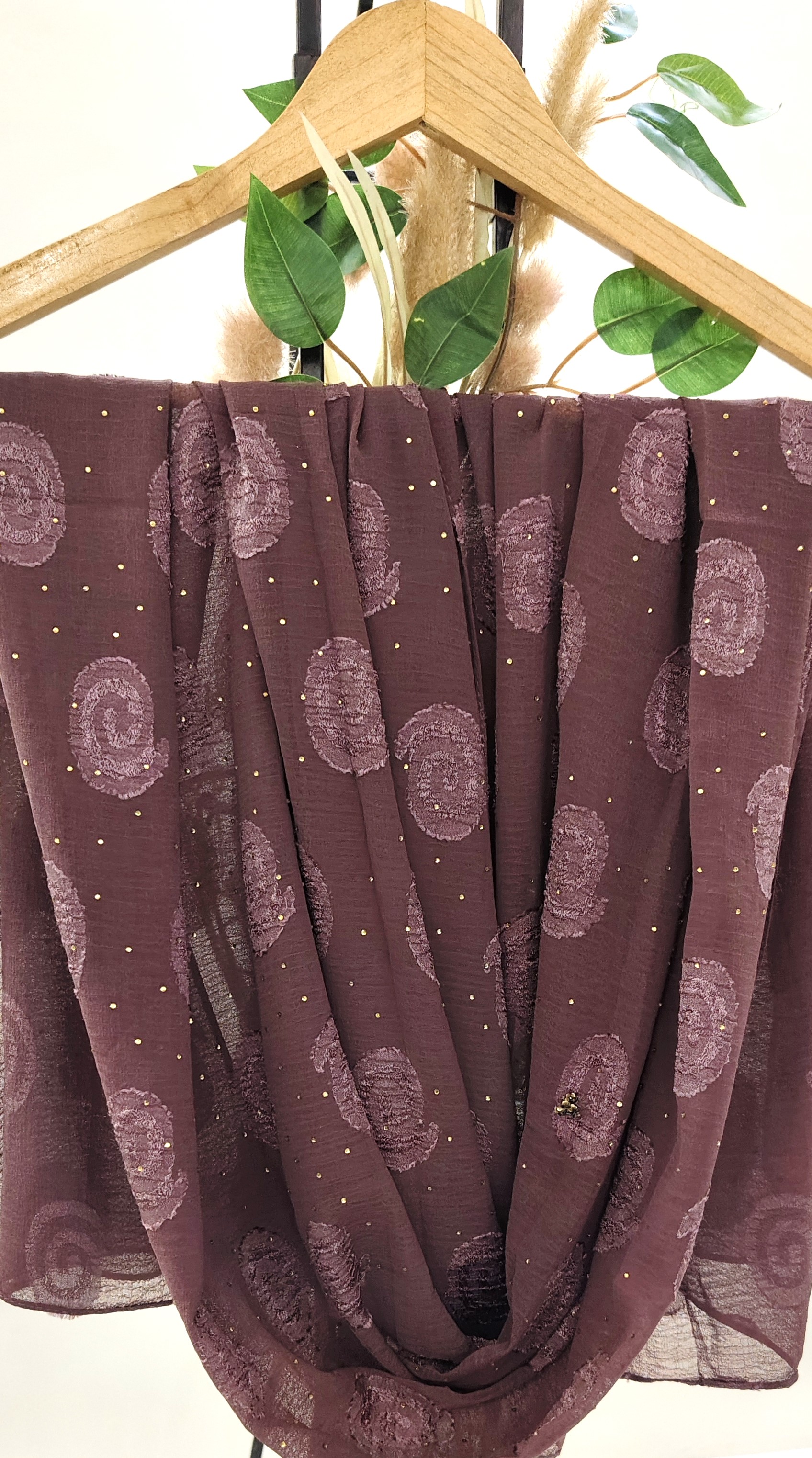 Premium Chiffon Butti With Stones Hijab Premium Chiffon Butti With Stones Hijab