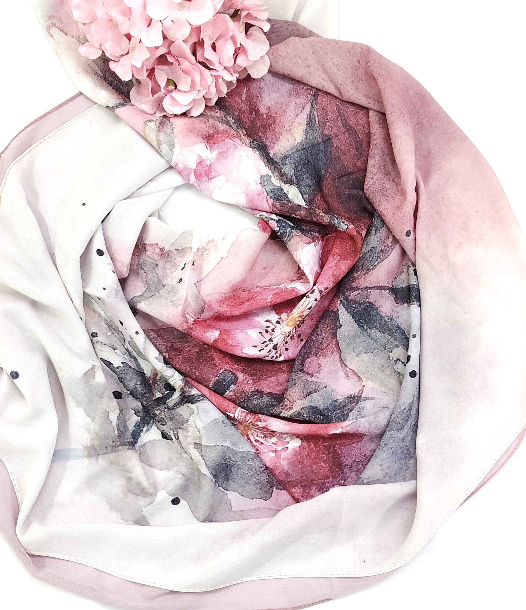 Premium Malaysian Heavy Chiffon MultiColor Hijab Premium Malaysian Heavy Chiffon MultiColor Hijab