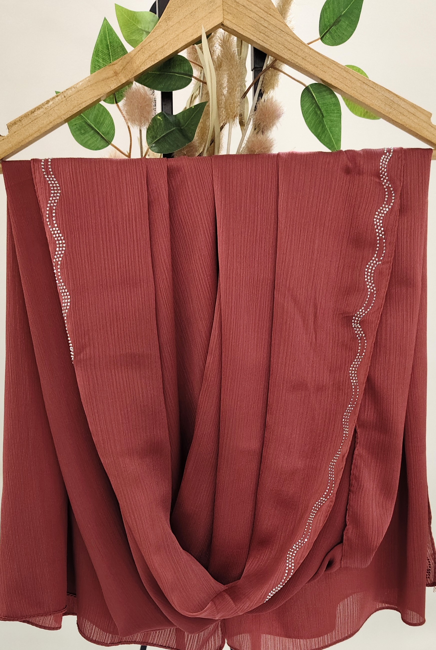 Premium Malaysian Munna Satin With Scalloped stone Premium Malaysian Munna Satin With Scalloped stone
