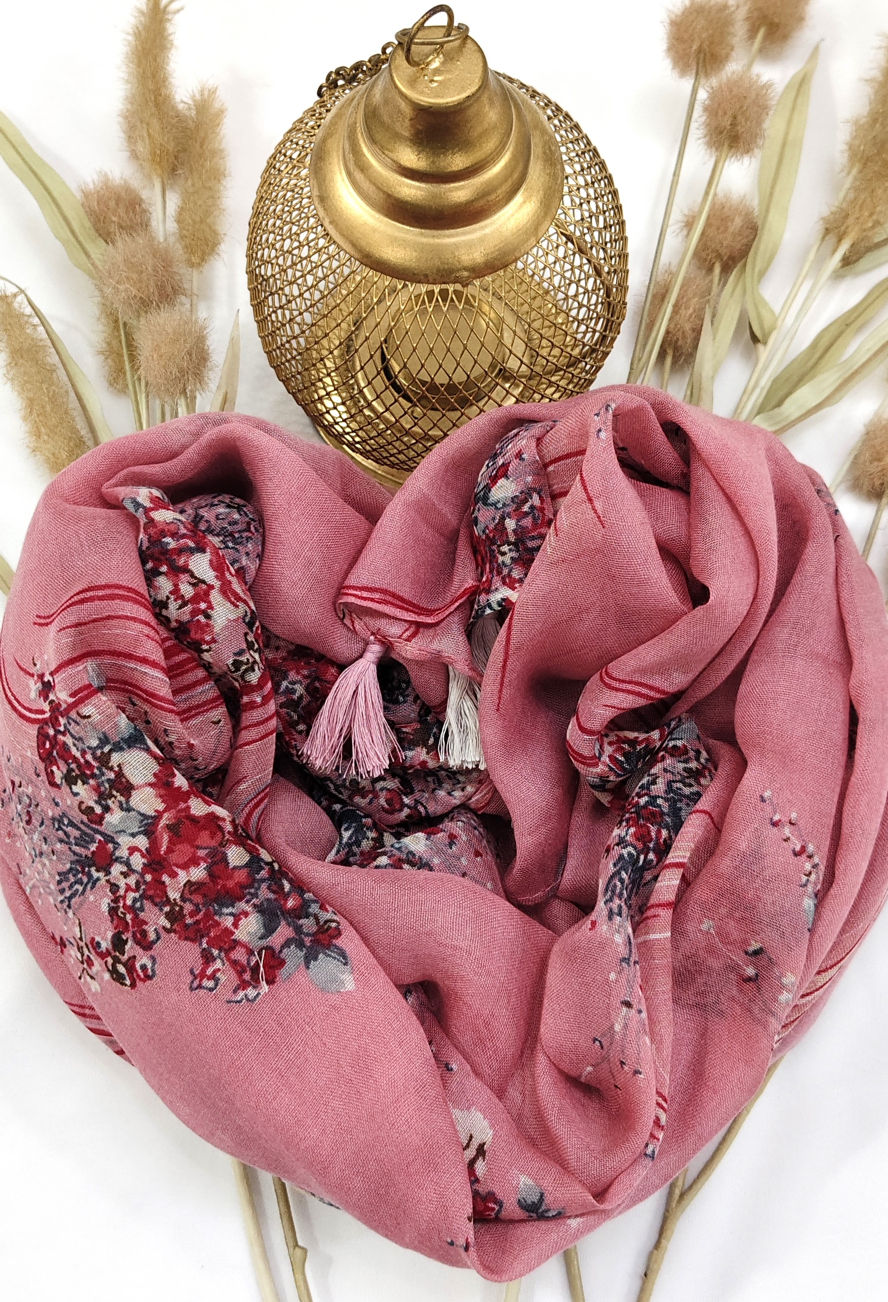 Cotton Floral Line Print Hijab With Tassels Cotton Floral Line Print Hijab With Tassels