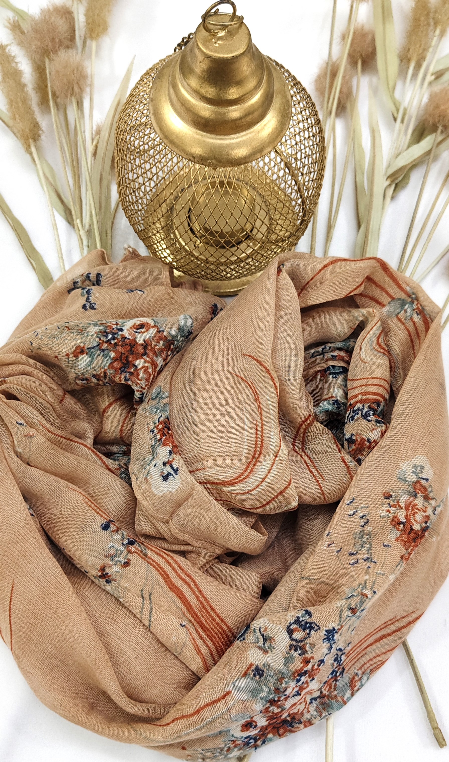 Cotton Floral Line Print Hijab With Tassels Cotton Floral Line Print Hijab With Tassels