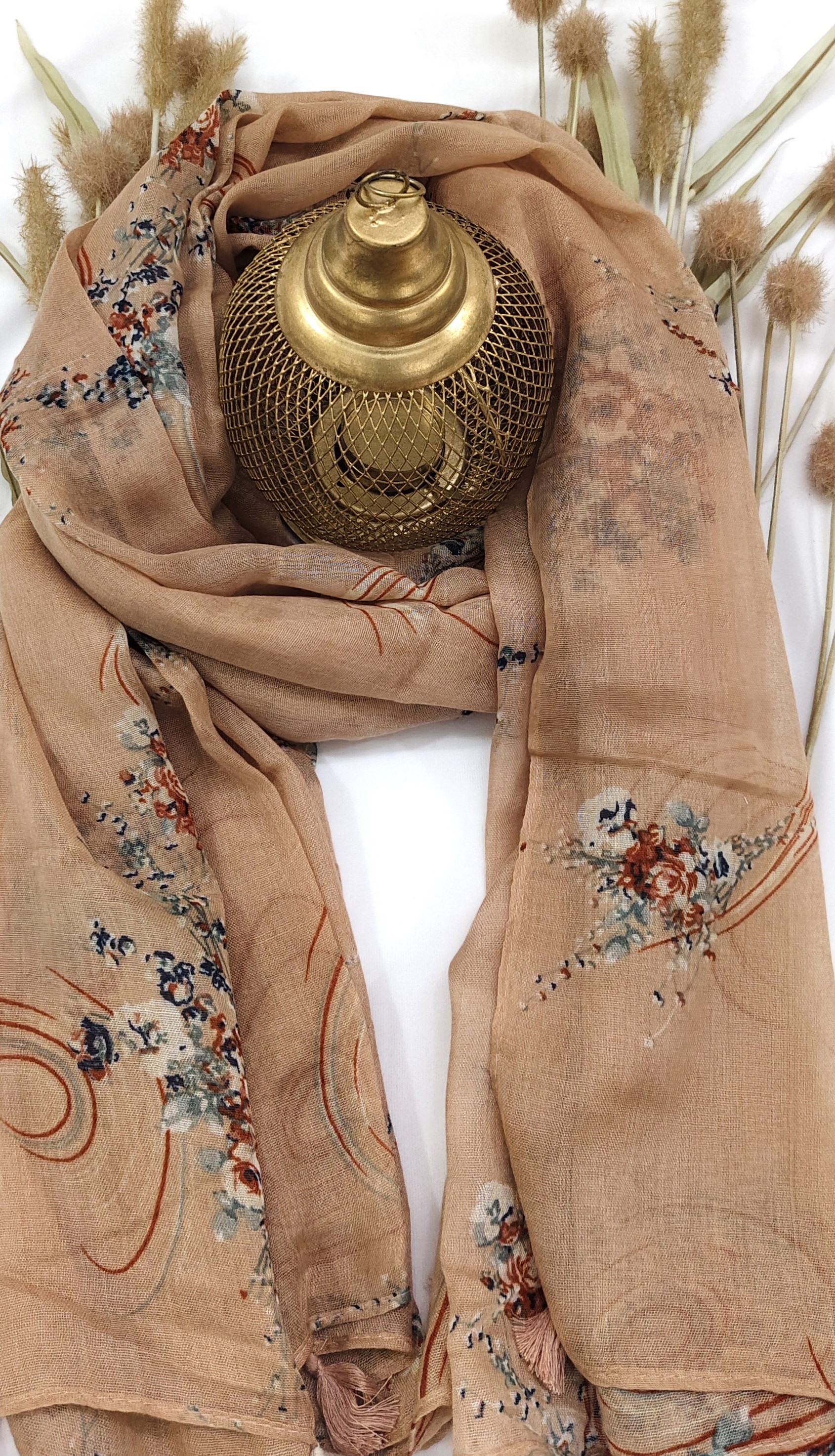 Cotton Floral Line Print Hijab With Tassels Cotton Floral Line Print Hijab With Tassels