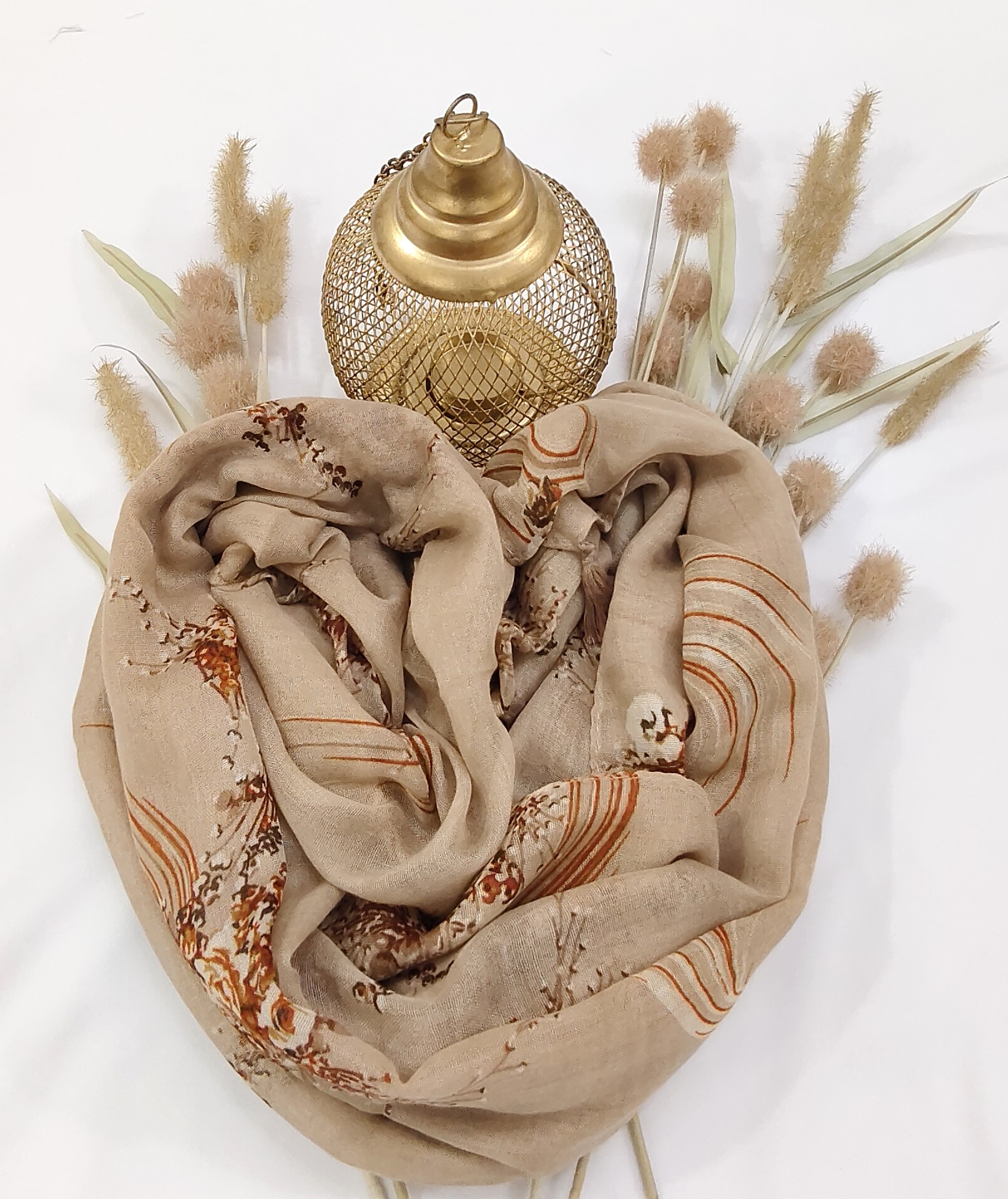 Cotton Floral Line Print Hijab With Tassels Cotton Floral Line Print Hijab With Tassels