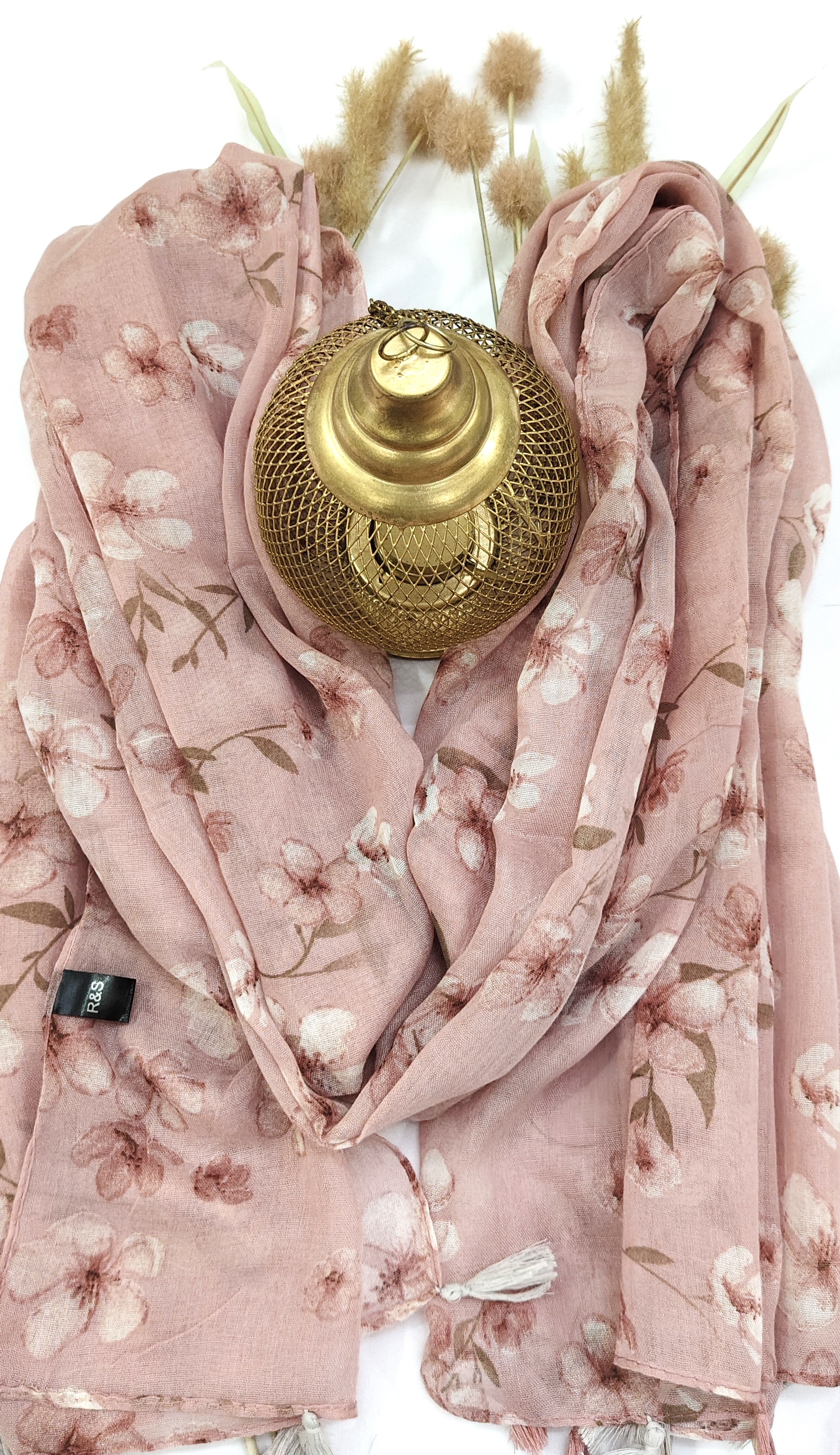 Cotton Floral Small Flower Print Hijab With Tassels - R&S Brand Cotton Floral Small Flower Print Hijab With Tassels - R&S Brand