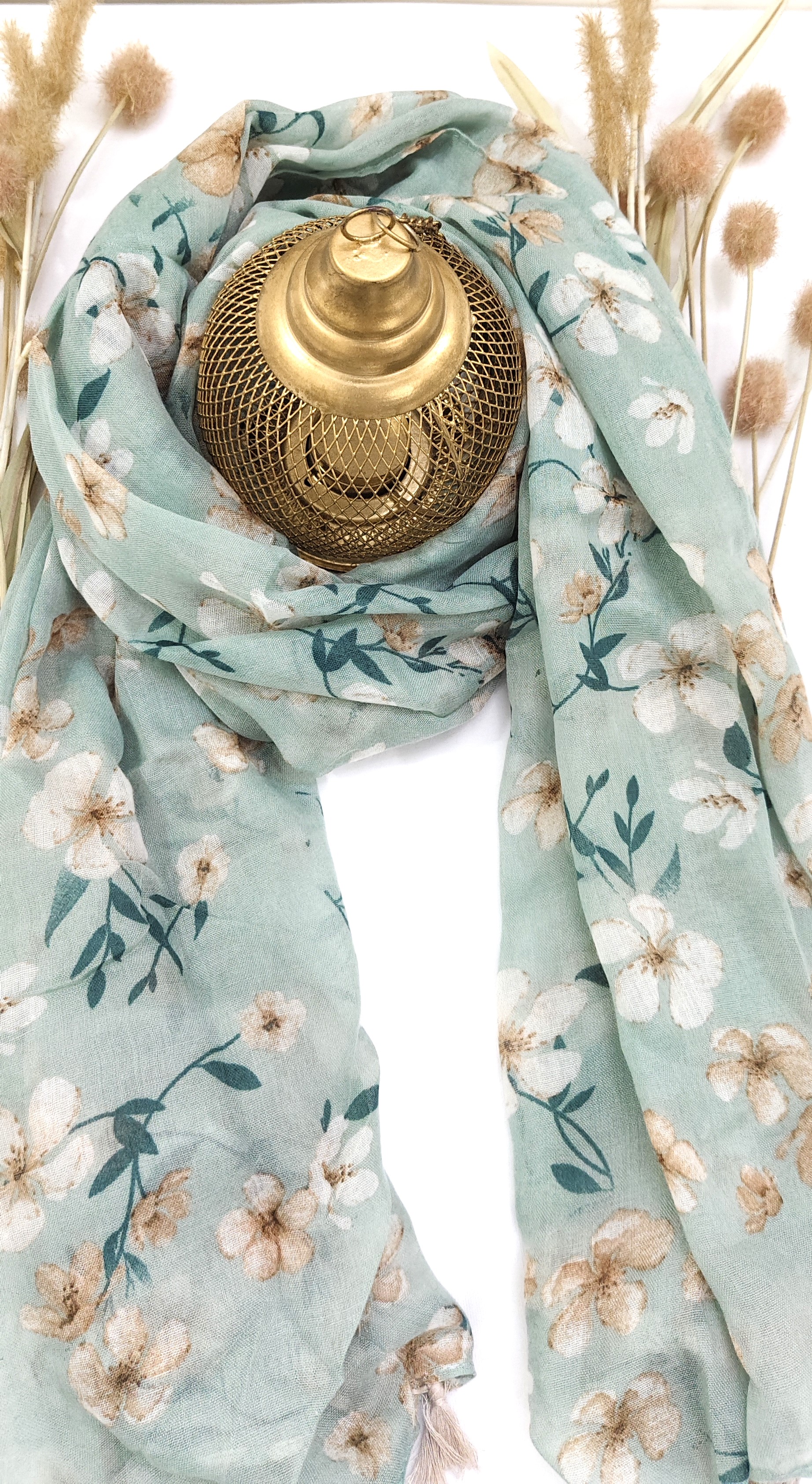 Cotton Floral Small Flower Print Hijab With Tassels - R&S Brand Cotton Floral Small Flower Print Hijab With Tassels - R&S Brand